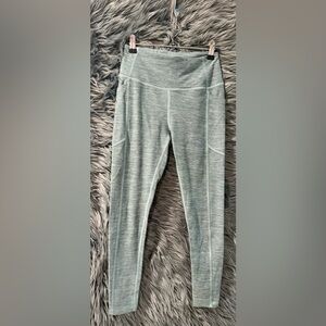 Victoria’s Secret Incredible Essential Legging - Size Small | Color: Green